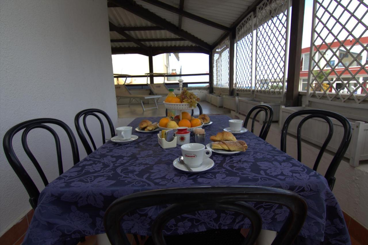 Casa Vacanze Gigli Numana Extérieur photo